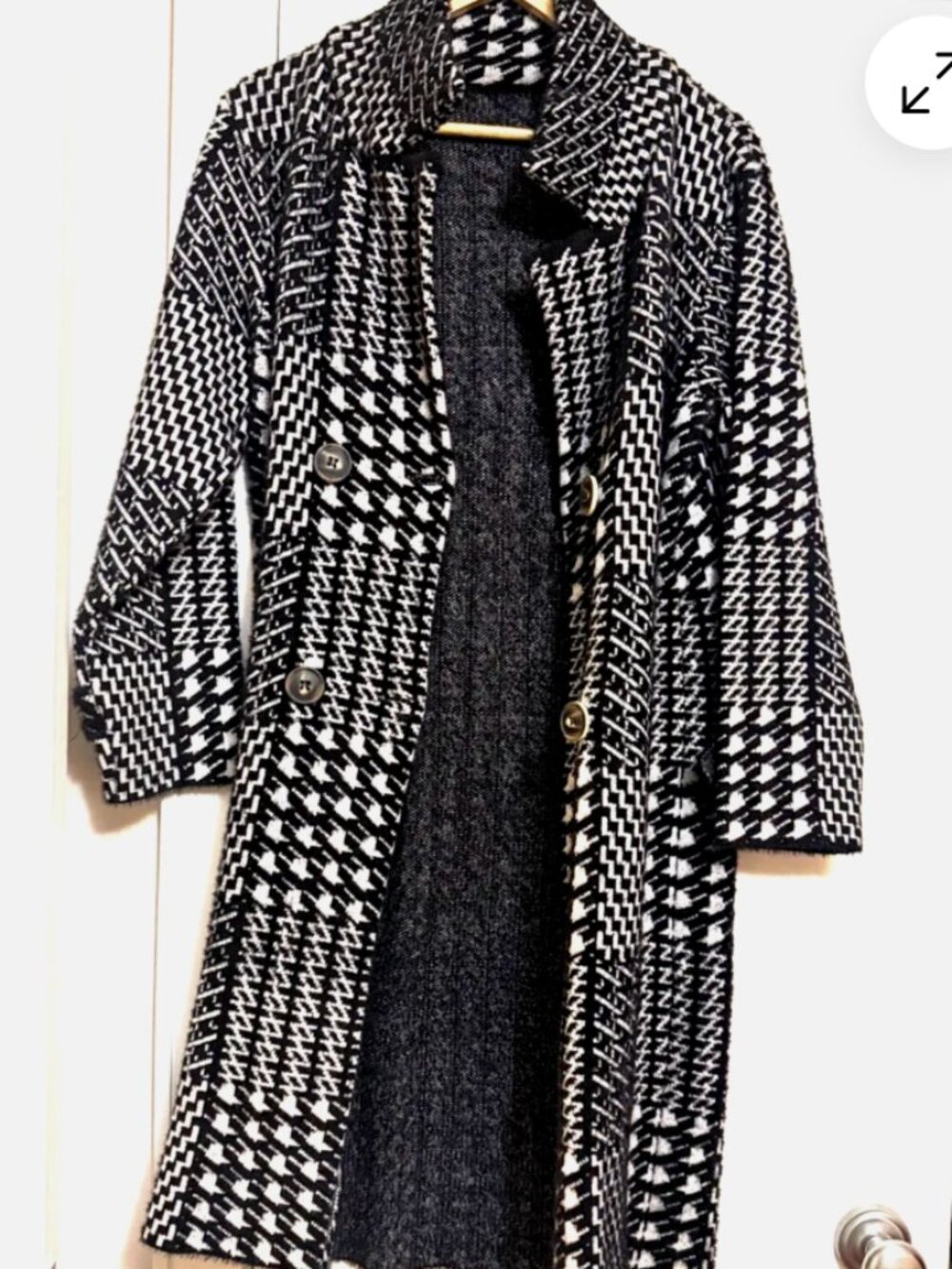 Black & White Houndstooth Long sweater Coat size M